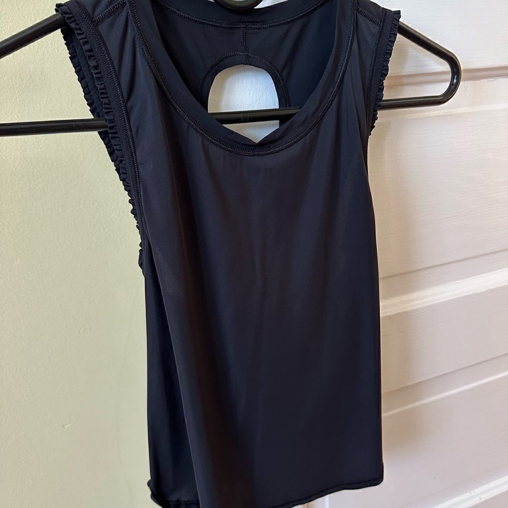 Lululemon RARE open back tank